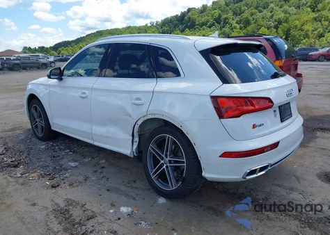 2018 Audi Sq5 3.0T Premium Plus z USA, uszkodzony, nr VIN WA1C4AFY0J2085877